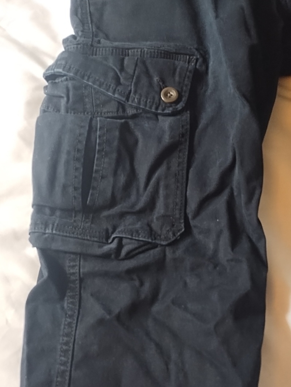 St. John's Bay Cargo Pants 32x30 - Picture 4 of 7